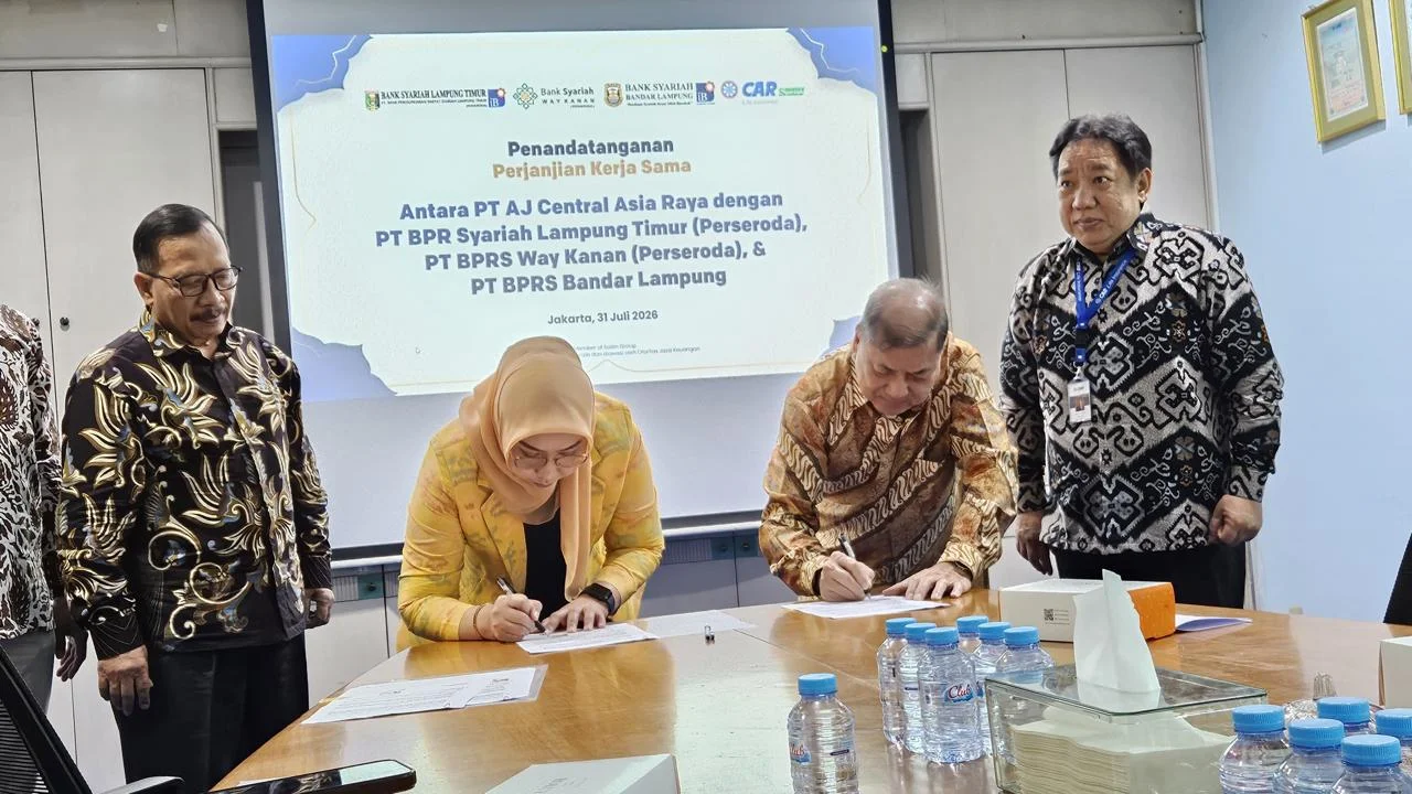 BPRS Way Kanan Perseroda Teken MoU dengan PT AJ Central Asia Raya Syariah Hadirkan Perlindungan Asuransi Jiwa Nasabah